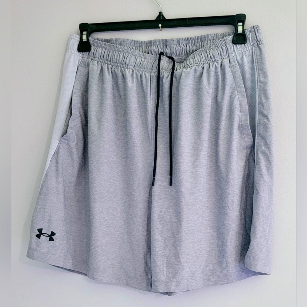 Men's Under Armour Gray Athletic Shorts Moisture-Wicking Relaxed Fit Size XL